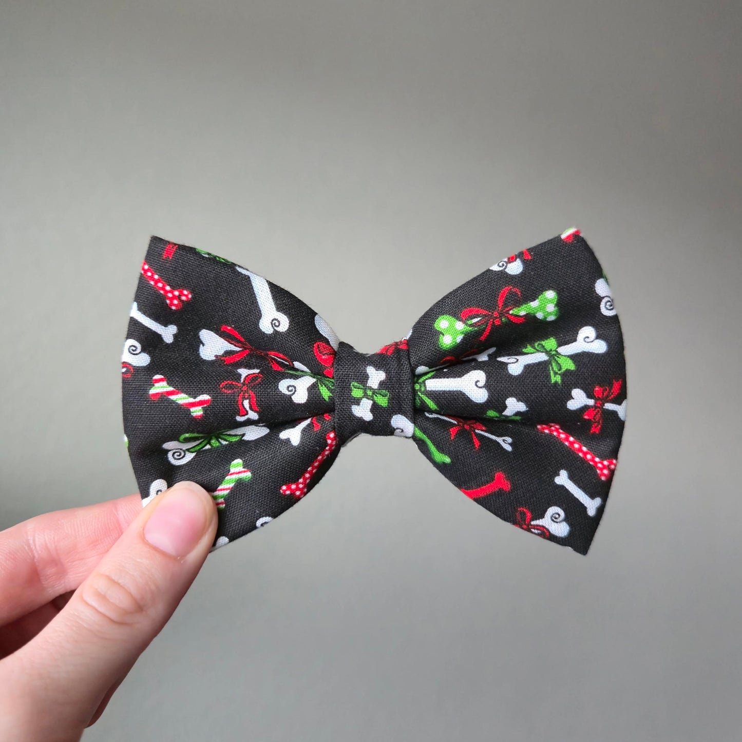 Bows on Bones Bow Tie