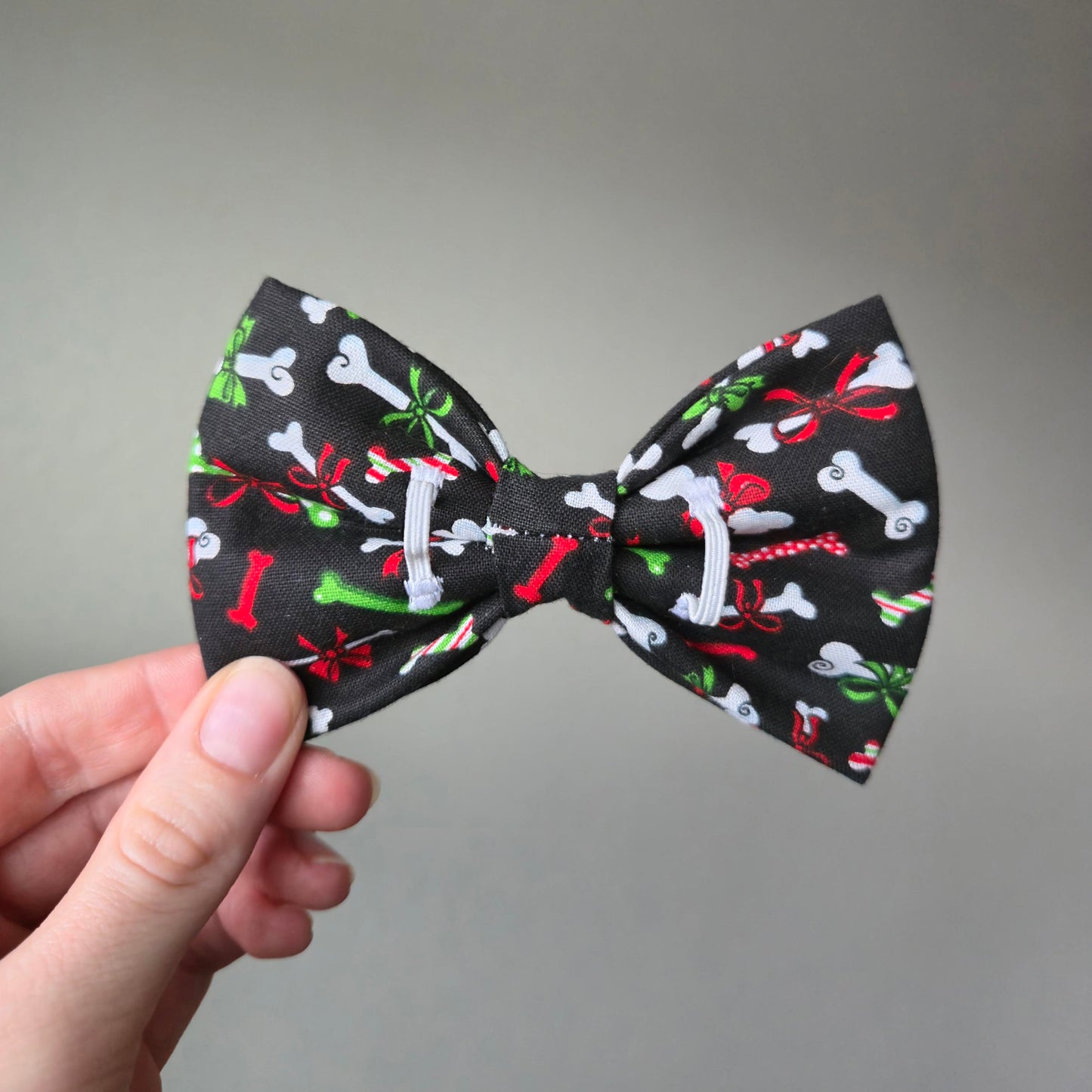 Bows on Bones Bow Tie